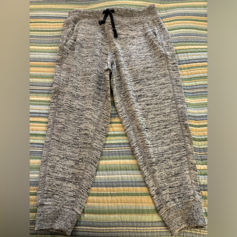 Athleta girl size 8-10 jogging pants
